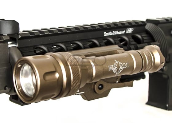 Bravo Airsoft Scout V Tactical Flashlight ( Dark Earth )