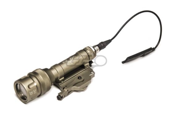 Bravo Airsoft Scout V Tactical Flashlight ( Dark Earth )