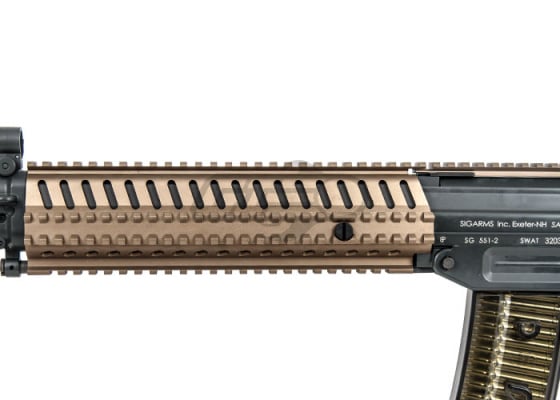 ICS SIG 551 MRS Carbine AEG Airsoft Rifle ( Flat Dark Earth / Black )