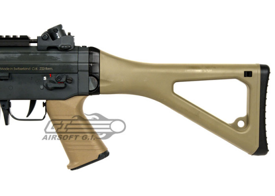 ICS SIG 552 Commando AEG Airsoft Rifle ( LB / DE )