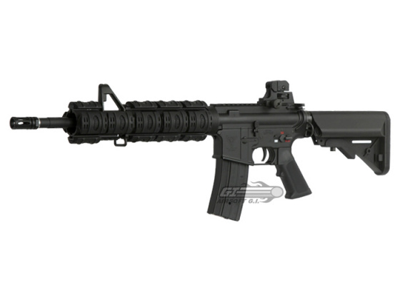 UTG Free Float M4 Carbine Quad Rail ( Black )
