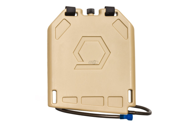 Qore Performance Iceplate Hydration / Cooling System w/ Standard Hose ( Desert Tan )